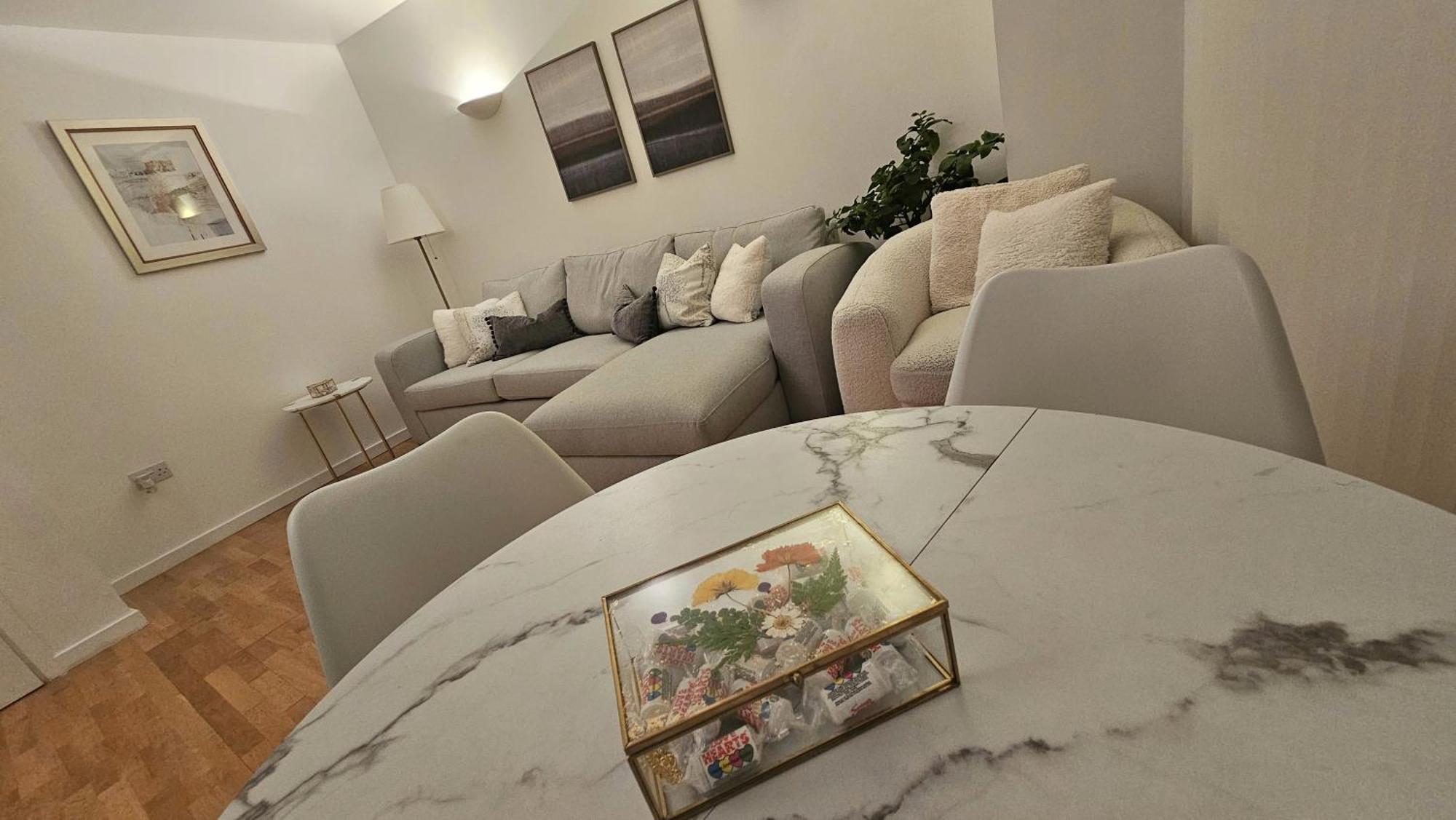 Luxury Apartment In Canary Wharf Londra Exterior foto